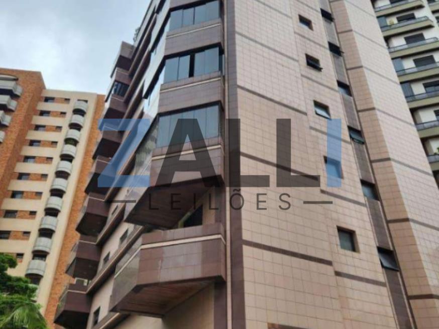 Foto ilustrativa 3 - APTO DUPLEX COBERT – A.T. 759M2 + 8 VAGAS + 2 DEP – MOEMA/SP