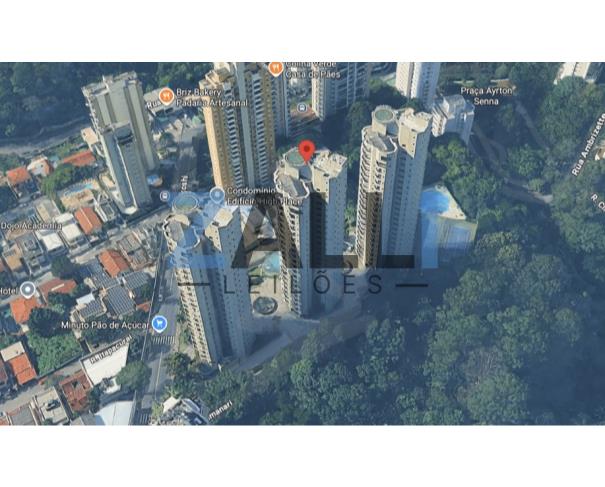 Foto de APTO RES. - A.Ú 285M2 + 4 VAGAS + DEP - PANAMBY/SP