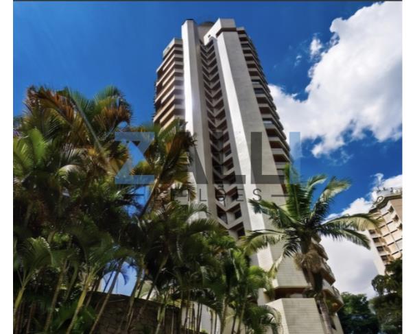 Foto de APTO RES. - A.Ú 285M2 + 4 VAGAS + DEP - PANAMBY/SP